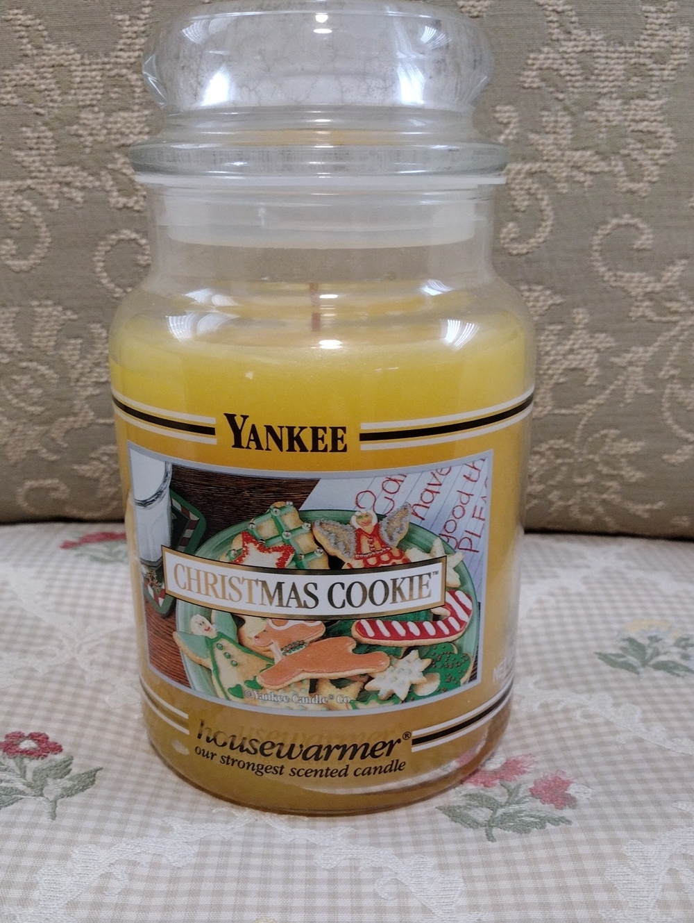 Christmas Cookie Yellow Jar Candle